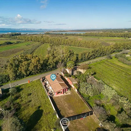 House Emily Holiday home Is Solinas